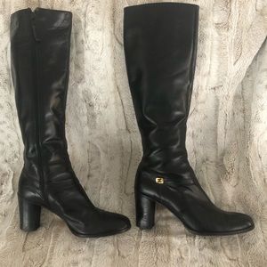 Salvatore Ferragamo Black Leather Boot. Size 8.5